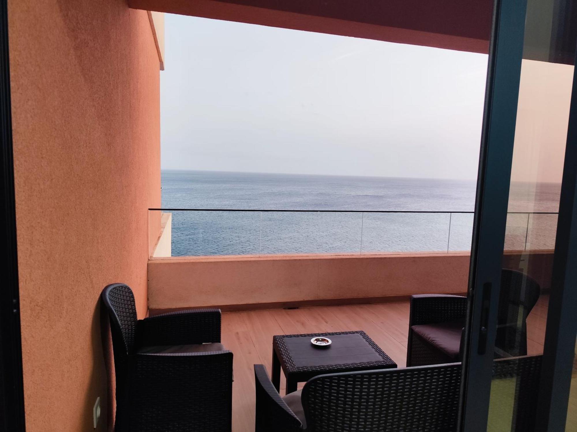 Ocean Mirror Apartment ปรายา ภายนอก รูปภาพ